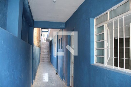Corredor de casa para alugar com 1 quarto, 100m² em Cidade Líder, São Paulo