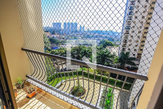 Varanda de apartamento à venda com 3 quartos, 80m² em Chácara Agrindus, Taboão da Serra