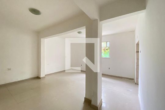 Casa para alugar com 2 quartos, 78m² em Pilares, Rio de Janeiro