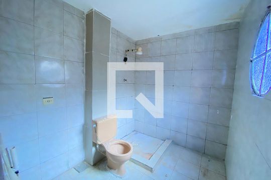 Banheiro do Quarto 1 de casa para alugar com 2 quartos, 78m² em Pilares, Rio de Janeiro