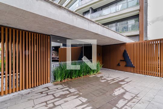 Fachada de apartamento para alugar com 2 quartos, 92m² em Cerqueira César, São Paulo