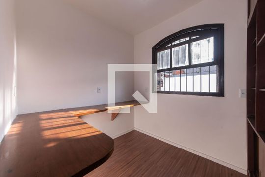 Escritório de casa à venda com 4 quartos, 200m² em Vila Nair, São Paulo