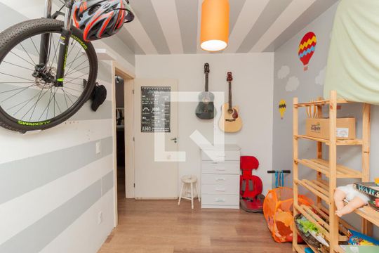 Quarto 2 de apartamento à venda com 2 quartos, 60m² em Industrial, Novo Hamburgo