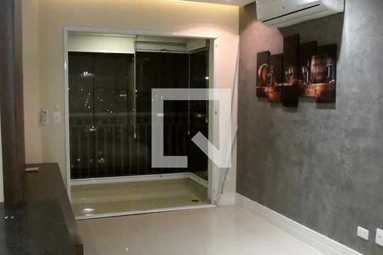 Apartamento para alugar com 2 quartos, 71m² em Vila Castelo, São Paulo