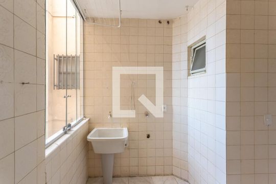 Área de Serviço de apartamento para alugar com 3 quartos, 110m² em Paraíso, Belo Horizonte