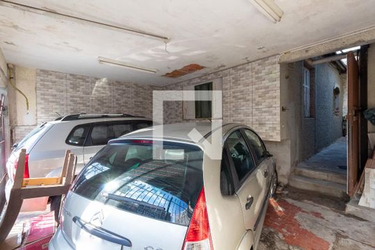 Garagem de casa à venda com 3 quartos, 244m² em Jardim Jaú (zona Leste), São Paulo