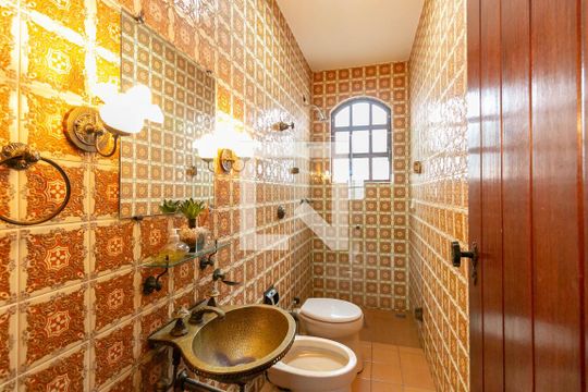 Banheiro da Suíte de casa para alugar com 6 quartos, 352m² em São Bento, Belo Horizonte