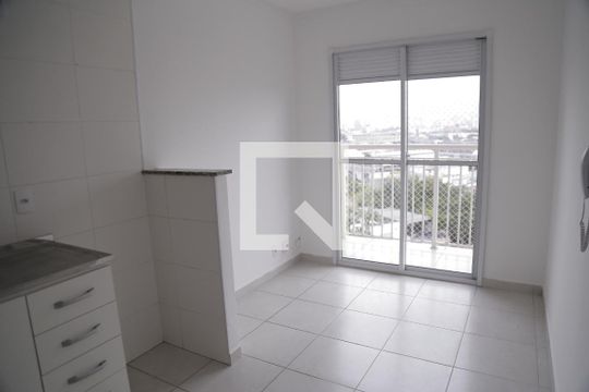 Cozinha de casa para alugar com 1 quarto, 31m² em Vila Palmeiras, São Paulo