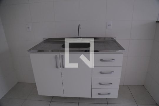 Cozinha-armário de casa para alugar com 1 quarto, 31m² em Vila Palmeiras, São Paulo