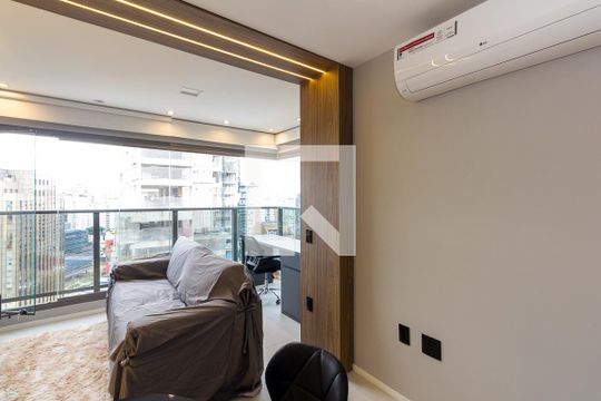 Sala de kitnet/studio para alugar com 1 quarto, 42m² em Itaim Bibi, São Paulo
