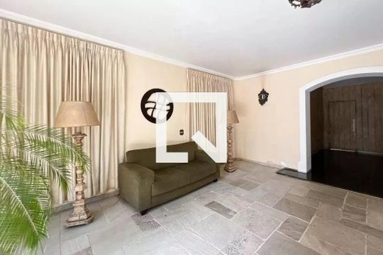 Hall social de apartamento para alugar com 2 quartos, 83m² em Vila Uberabinha, São Paulo