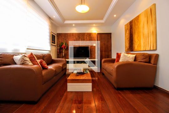 Apartamento à venda com 4 quartos, 166m² em Santo Antônio, Belo Horizonte