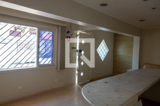 Casa à venda com 5 quartos, 156m² em Brooklin, São Paulo