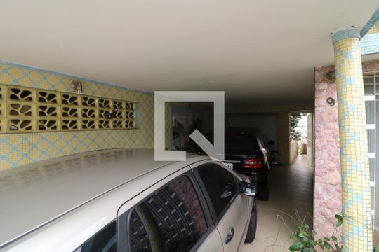Garagem de casa à venda com 3 quartos, 150m² em Vila Formosa, São Paulo