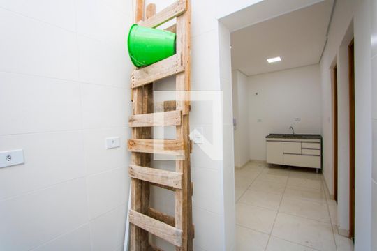Área de serviço de kitnet/studio para alugar com 1 quarto, 32m² em Jardim Ocara, Santo André