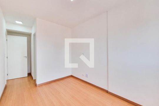 Suíte de apartamento para alugar com 2 quartos, 58m² em Jardim California, Jacareí