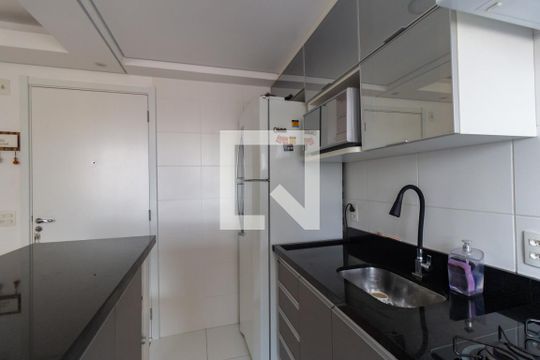 Cozinha de apartamento à venda com 2 quartos, 40m² em Jardim Prudência, São Paulo