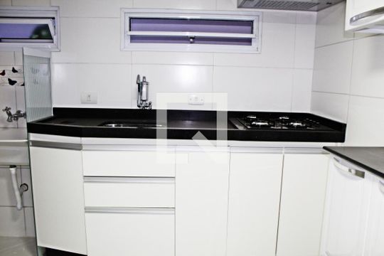 Cozinha de casa para alugar com 1 quarto, 35m² em Cidade Líder, São Paulo