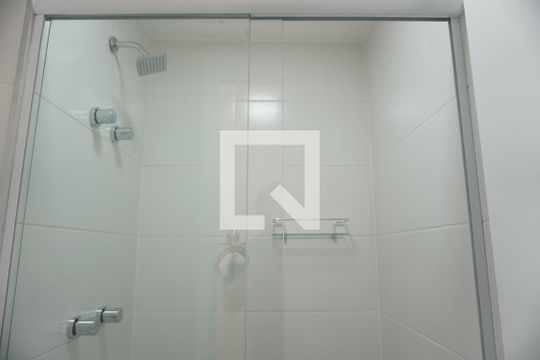 Banheiro de apartamento à venda com 1 quarto, 27m² em Vila Mariana, São Paulo