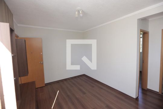 Sala de apartamento à venda com 2 quartos, 45m² em Califórnia, Contagem