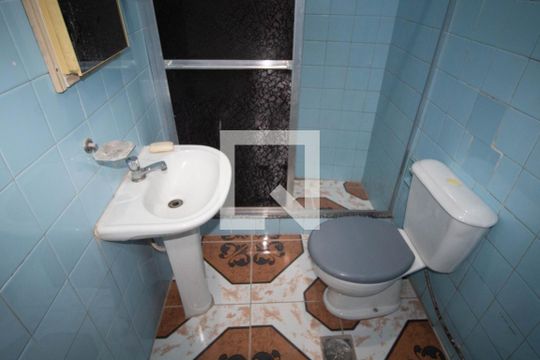 Banheiro de apartamento à venda com 2 quartos, 60m² em Penha, Rio de Janeiro