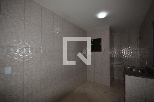 Cozinha de apartamento para alugar com 2 quartos, 55m² em Vila Kosmos, Rio de Janeiro