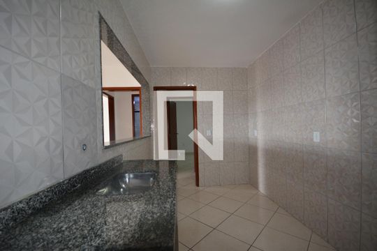 Cozinha de apartamento para alugar com 2 quartos, 55m² em Vila Kosmos, Rio de Janeiro