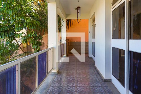 Varanda da Sala 1 de casa à venda com 4 quartos, 400m² em Cachoeirinha, Belo Horizonte