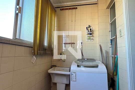 Lavanderia de apartamento à venda com 3 quartos, 148m² em Centro, São Leopoldo