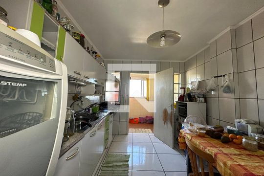 Cozinha de apartamento à venda com 3 quartos, 148m² em Centro, São Leopoldo