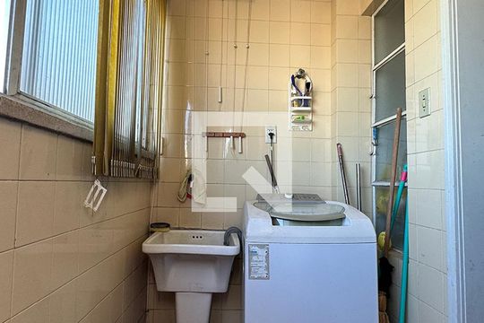 Lavanderia de apartamento à venda com 3 quartos, 148m² em Centro, São Leopoldo