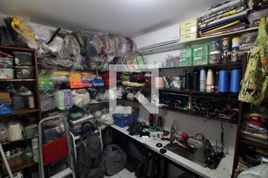Quarto de Serviço de apartamento à venda com 4 quartos, 187m² em Recreio dos Bandeirantes, Rio de Janeiro