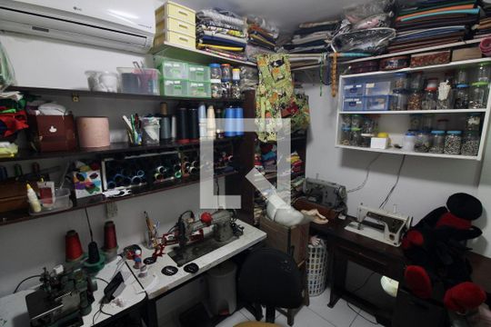 Quarto de Serviço de apartamento à venda com 4 quartos, 187m² em Recreio dos Bandeirantes, Rio de Janeiro
