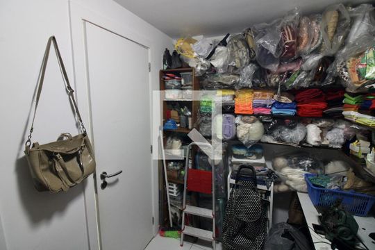 Quarto de Serviço de apartamento à venda com 4 quartos, 187m² em Recreio dos Bandeirantes, Rio de Janeiro