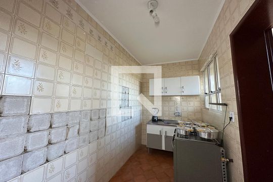 Cozinha de apartamento à venda com 1 quarto, 64m² em Centro, São Leopoldo