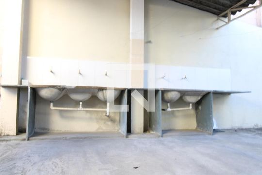 Área de Serviço de kitnet/studio para alugar com 1 quarto, 20m² em Alto dos Pinheiros, Belo Horizonte