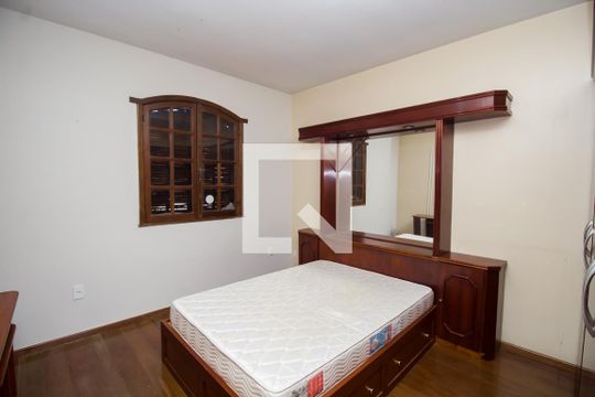 Quarto 1 de casa para alugar com 4 quartos, 340m² em Aparecida, Belo Horizonte