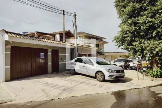 Fachada Frente  de casa de condomínio para alugar com 4 quartos, 320m² em Anil, Rio de Janeiro