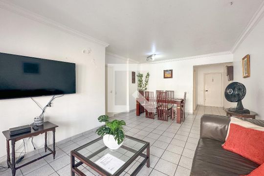 Sala de apartamento para alugar com 3 quartos, 100m² em Barra Funda, Guarujá