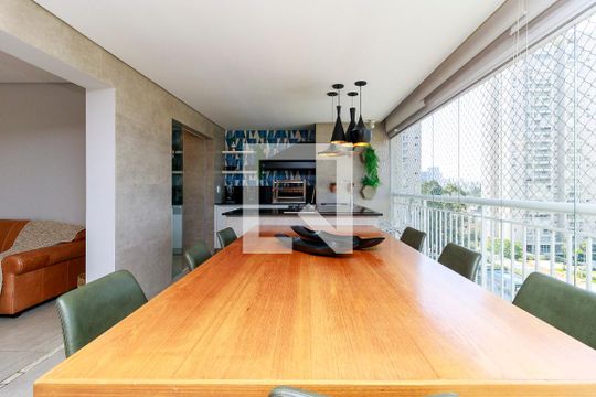 Sala - Varanda de apartamento à venda com 3 quartos, 130m² em Jardim Dom Bosco, São Paulo