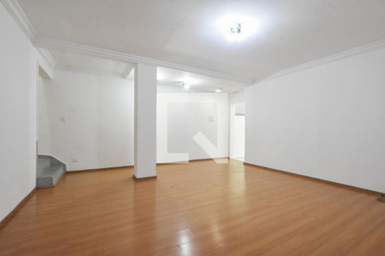 Casa para alugar com 3 quartos, 180m² em Campo Belo, São Paulo