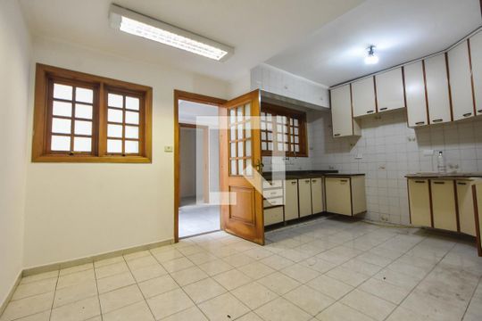 Cozinha de casa para alugar com 3 quartos, 180m² em Campo Belo, São Paulo