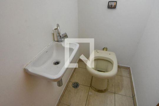 Lavabo  de casa à venda com 3 quartos, 180m² em Campo Belo, São Paulo