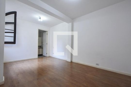 Suíte 01 de casa para alugar com 3 quartos, 180m² em Campo Belo, São Paulo