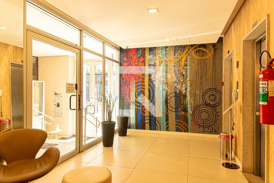Hall de entrada de kitnet/studio à venda com 1 quarto, 23m² em Consolação, São Paulo
