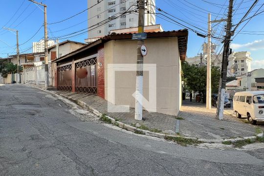 Fachada de casa à venda com 3 quartos, 209m² em Lapa, São Paulo