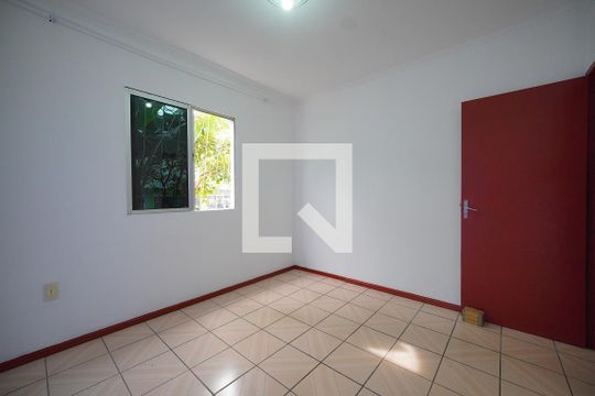 Quarto 2 de casa para alugar com 2 quartos, 70m² em Barreiros, São José