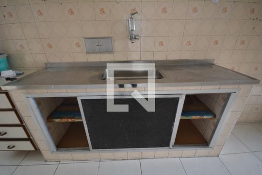 Cozinha de casa para alugar com 2 quartos, 85m² em Oswaldo Cruz, Rio de Janeiro