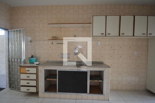 Cozinha de casa para alugar com 2 quartos, 85m² em Oswaldo Cruz, Rio de Janeiro
