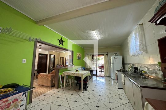 Cozinha de casa à venda com 2 quartos, 110m² em Feitoria, São Leopoldo